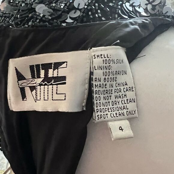 NWT Vintage BlackBeaded Long Evening Gown Cap Drape Sleeve Shoulder Pads Size 4 - Picture 15 of 16